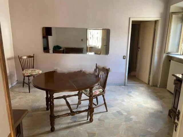 Appartamento in vendita a Sambuci RM