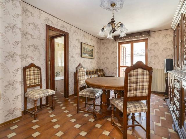 Appartamento in vendita a Sampeyre CN