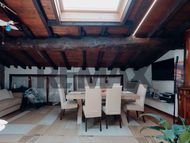 Appartamento in vendita a San Zeno Naviglio