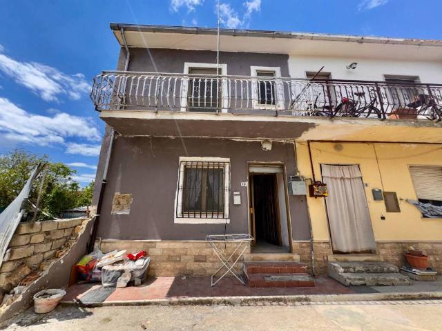 Appartamento in vendita a San Benedetto dei Marsi AQ