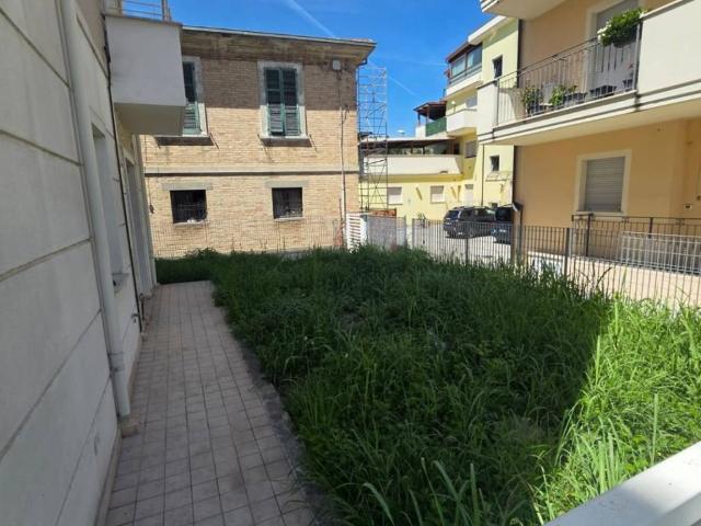 Appartamento in vendita a San Benedetto del Tronto AP
