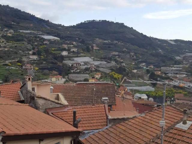 Appartamento in vendita a San Biagio della Cima IM