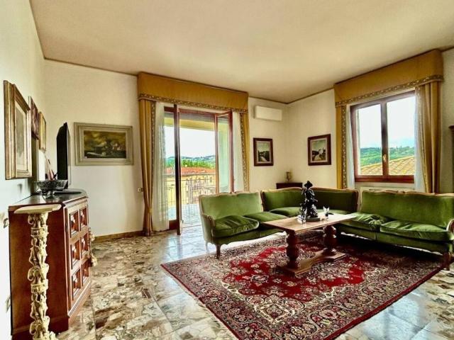 Appartamento in vendita a San Casciano in Val di Pesa FI