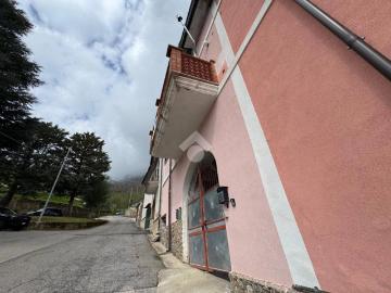 Appartamento in vendita a San Cipriano Picentino SA