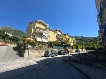 Appartamento in vendita a San Cipriano Picentino SA