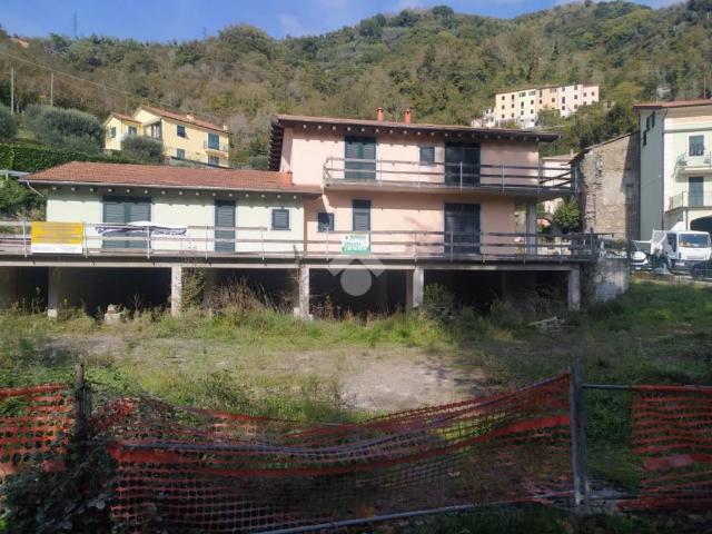 Appartamento in vendita a San Colombano Certenoli GE