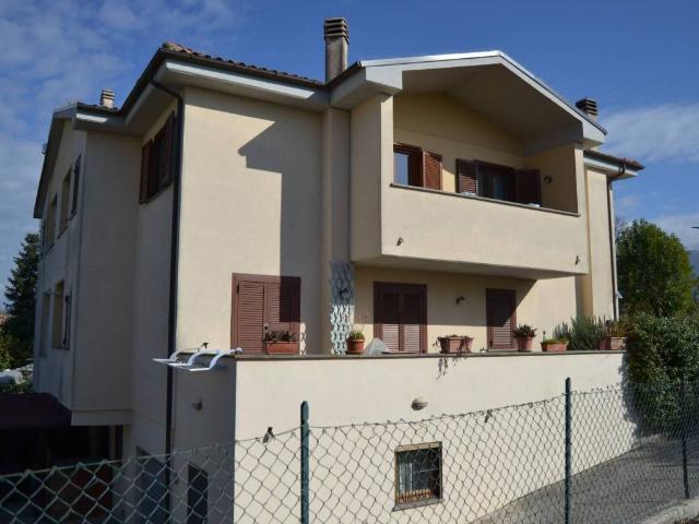 Appartamento in vendita a San Gemini TR