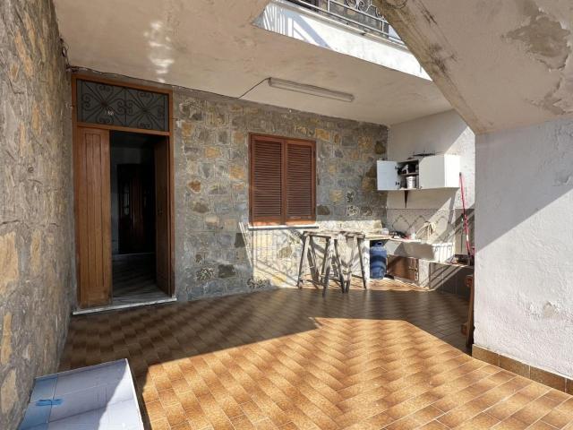 Appartamento in vendita a San Giovanni A Piro