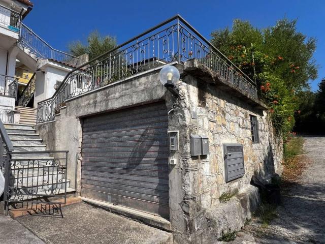 Appartamento in vendita a San Giovanni a Piro SA