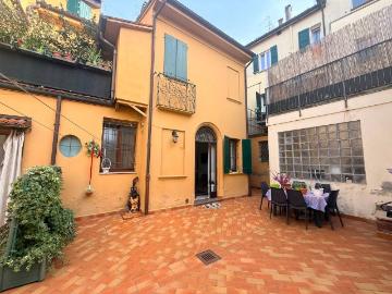 Appartamento in vendita a San Giovanni in Persiceto BO