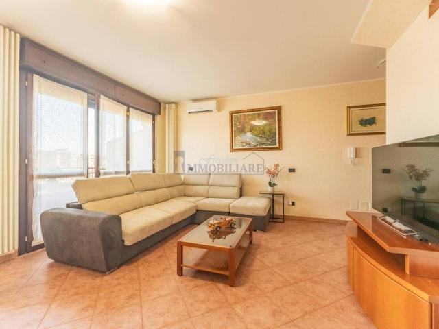 Appartamento in vendita a San Giuliano Milanese MI