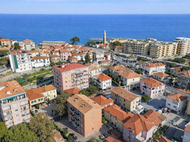 Appartamento in vendita a San Lorenzo al Mare IM