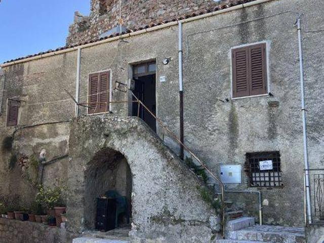 Appartamento in vendita a San Marco d'Alunzio ME