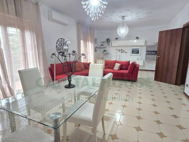 Appartamento in vendita a San Nicola la Strada CE