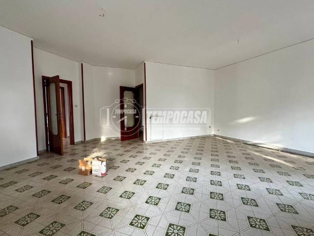 Appartamento in vendita a San Nicola la Strada CE