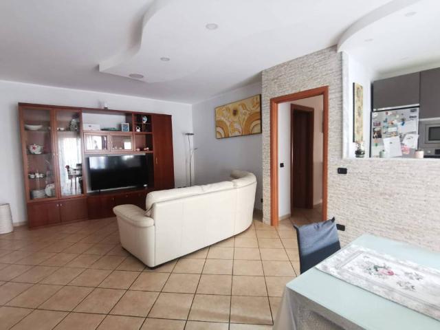 Appartamento in vendita a San Nicola la Strada CE