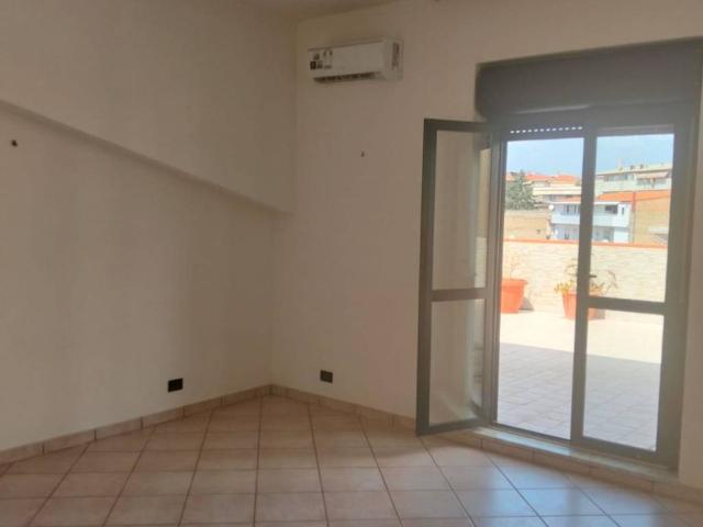 Appartamento in vendita a San Nicola la Strada CE