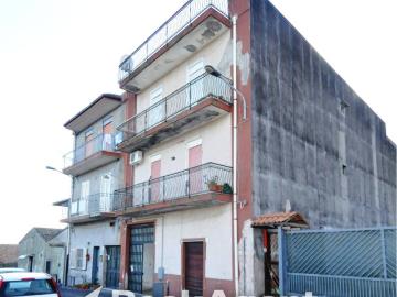 Appartamento in vendita a San Pietro Clarenza CT
