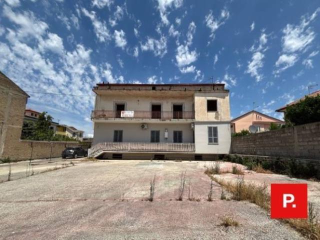Appartamento in vendita a San Prisco CE