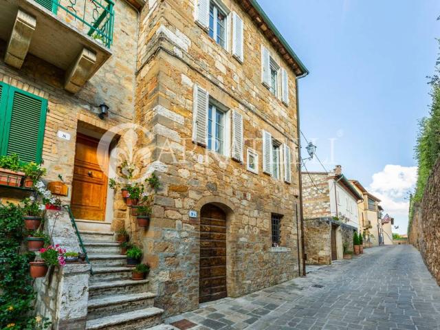 Appartamento in vendita a San Quirico d'Orcia SI