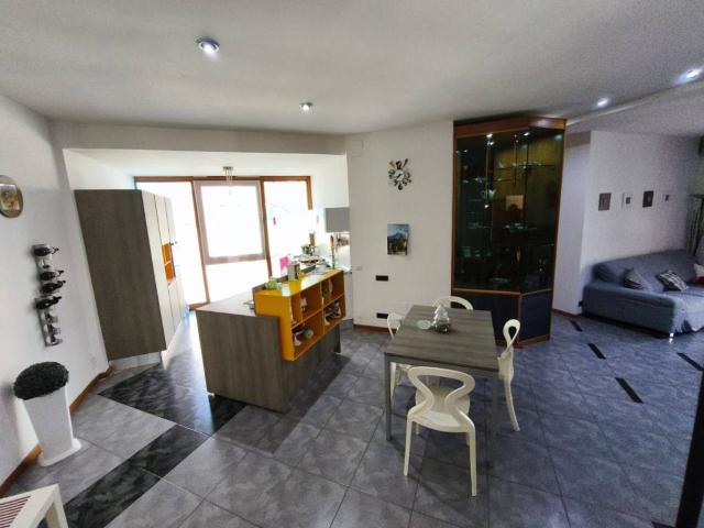 Appartamento in vendita a San Sebastiano al Vesuvio NA