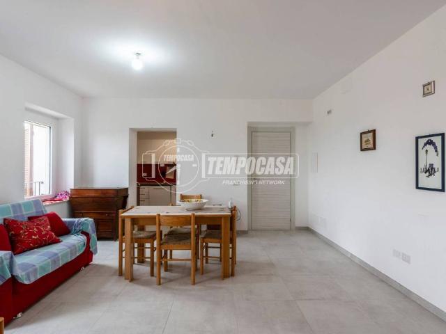 Casa indipendente in vendita a San Severino Marche MC