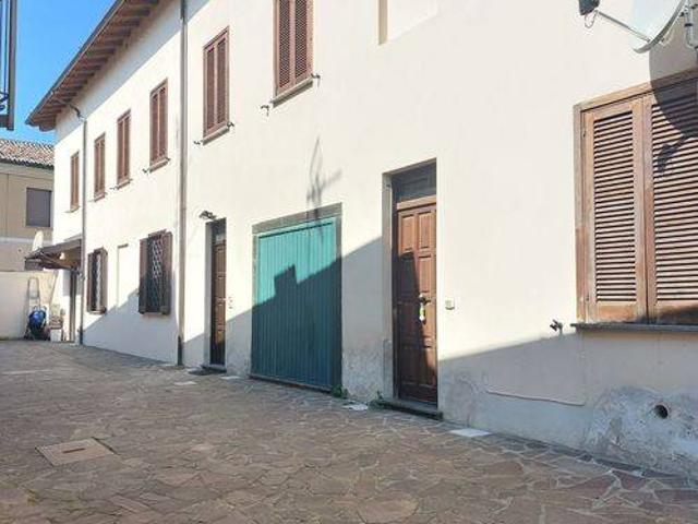 Appartamento in vendita a Sannazzaro de' Burgondi PV