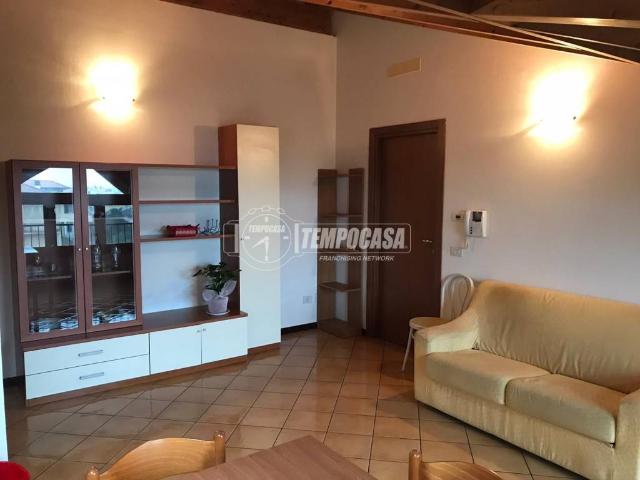 Appartamento in vendita a Sannazzaro de' Burgondi PV