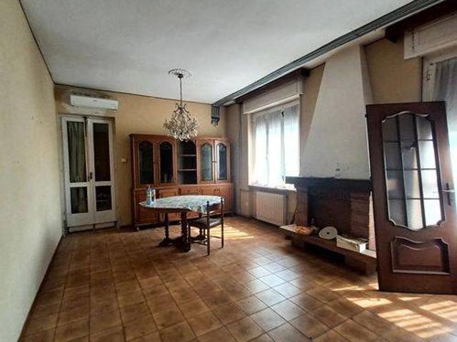 Appartamento in vendita a Sannazzaro de' Burgondi PV
