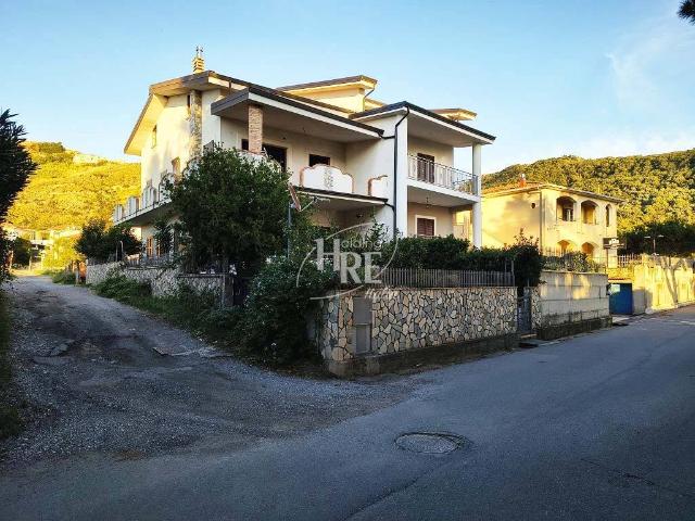 Appartamento in vendita a Sangineto CS