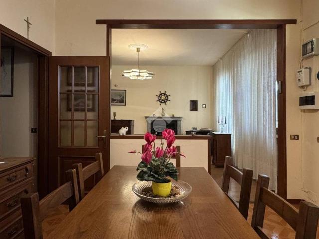 Casa indipendente in vendita a Santa Maria della Versa PV