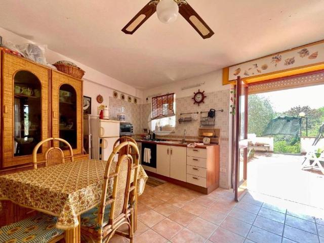 Appartamento in vendita a Santa Marina SA
