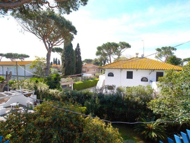 Appartamento in vendita a Santa Marinella RM