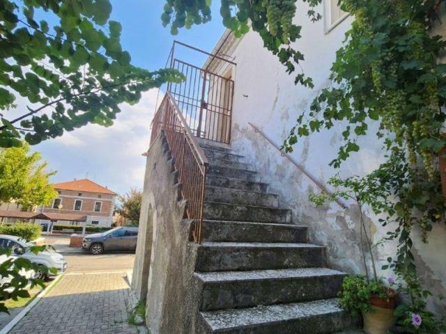 Appartamento in vendita a Santa Croce di Magliano CB