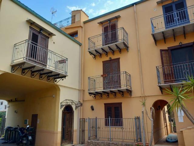 Appartamento in vendita a Santa Flavia PA