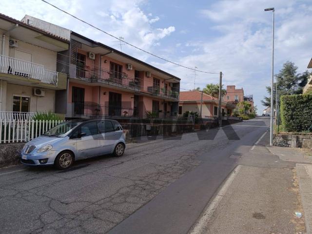 Appartamento in vendita a Santa Venerina CT