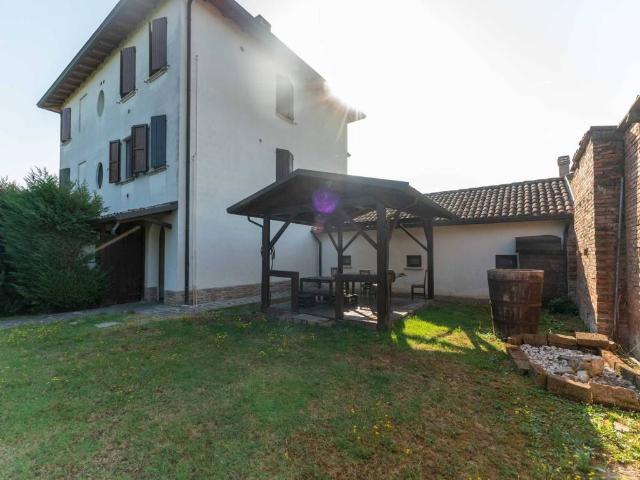 Appartamento in vendita a Sant'Agata Bolognese BO