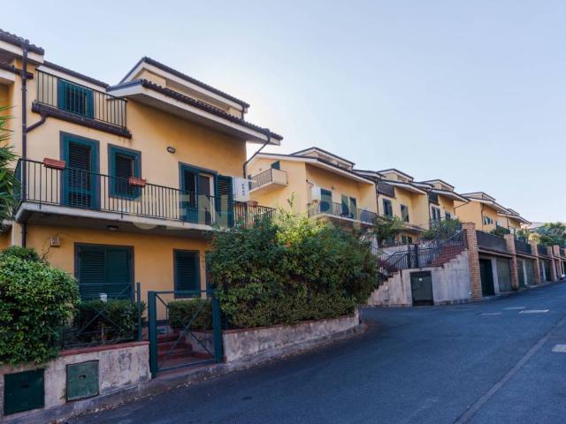 Appartamento in vendita a Sant'Agata li Battiati CT