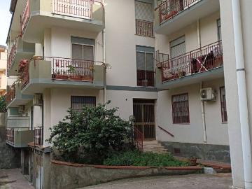 Appartamento in vendita a Sant'Alessio Siculo ME