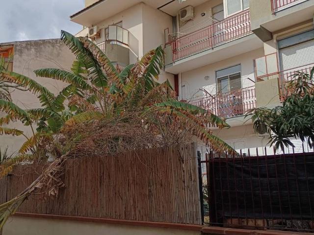 Appartamento in vendita a Sant'Alessio Siculo ME