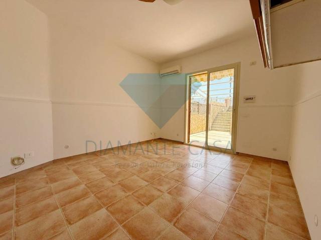 Appartamento in vendita a Sant'Alessio Siculo ME