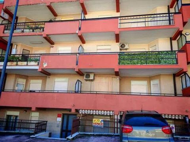 Appartamento in vendita a Sant'Alessio Siculo ME