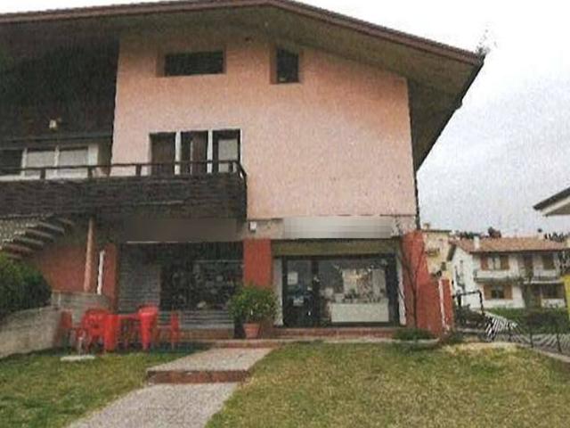 Appartamento in Vendita a Sant'Ambrogio di Valpolicella Via Valpolicella