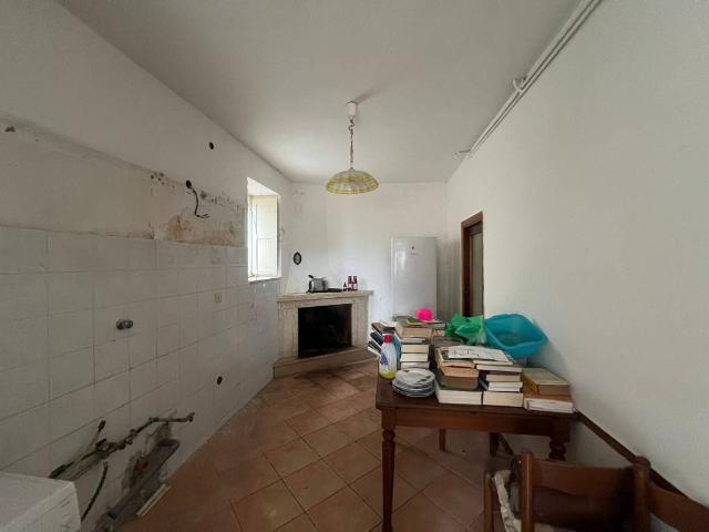 Appartamento in vendita a Sant'Ambrogio sul Garigliano FR