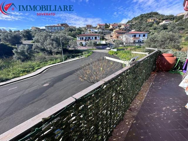 Appartamento in vendita a Sant'Andrea Apostolo dello Ionio CZ
