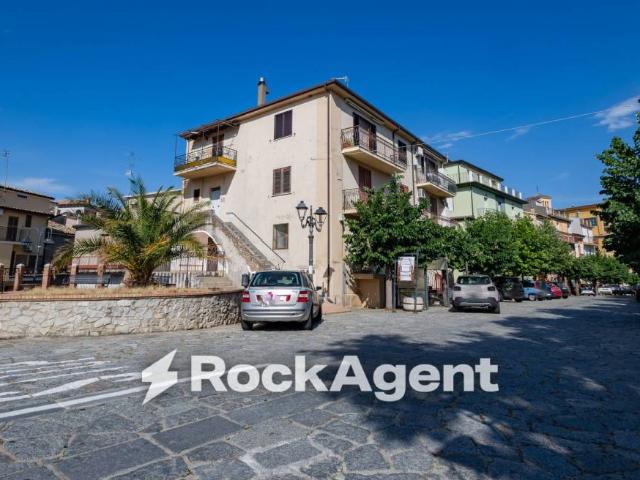 Appartamento in vendita a Sant'Andrea Apostolo dello Ionio CZ