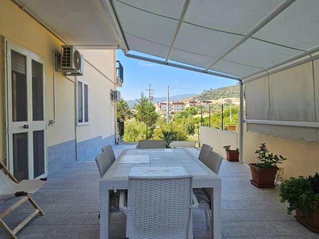 Appartamento in vendita a Sant'Andrea Apostolo dello Ionio CZ