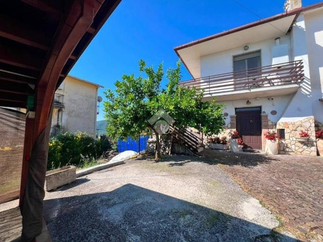 Appartamento in vendita a Sant'Andrea del Garigliano FR