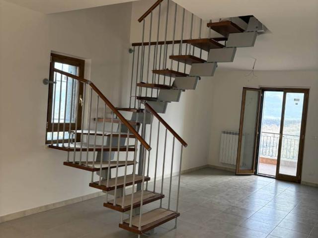 Appartamento in vendita a Sant'Angelo Romano RM