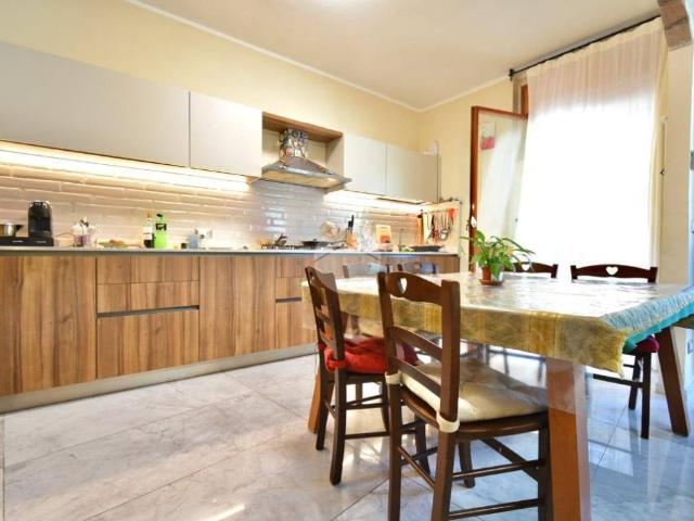 Appartamento in vendita a Santarcangelo di Romagna RN